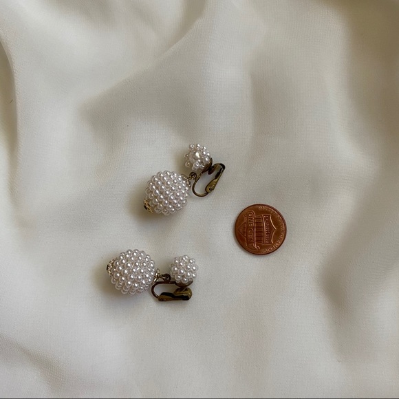 VTG Ivory Mini Pearl Wrapped Double Ball Earrings - Picture 5 of 5